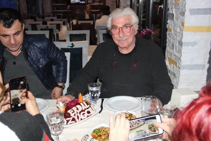 SEVİLEN OYUNCU ERDAL ÖZYAĞCILAR MİSAFİRİMİZ OLDU.21.03.2019