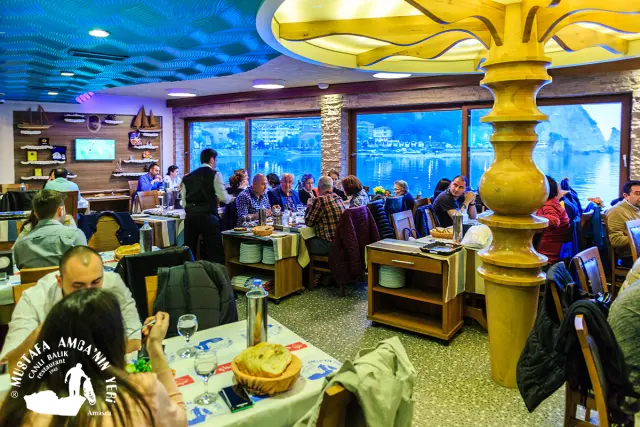 Birinci Salon